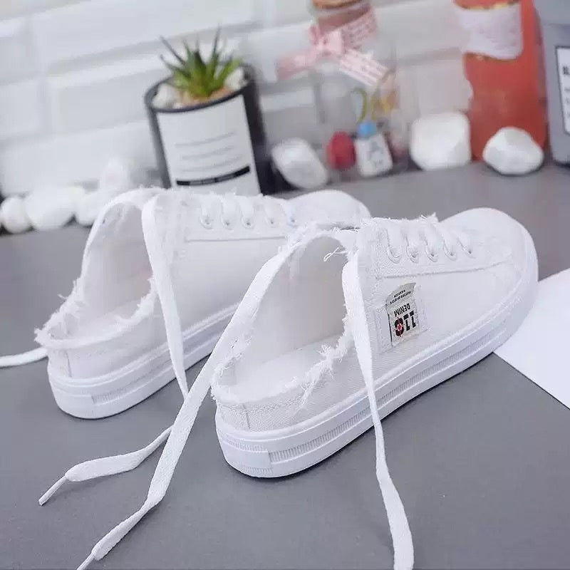 BREEZA™ | Women's Frayed Denim Mule Sneakers