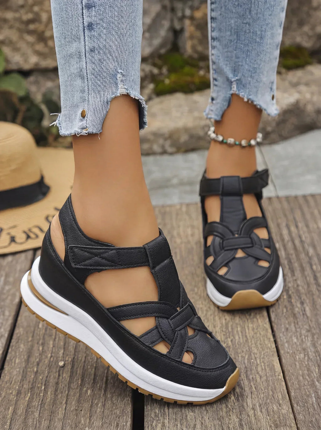Duna™ Orthopedic Wedge Sneakers