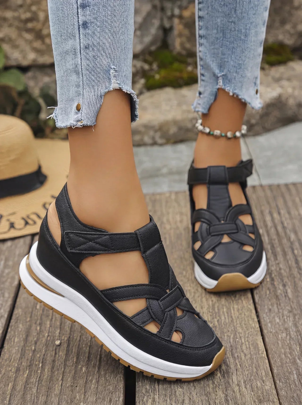 Duna™ Orthopedic Wedge Sneakers