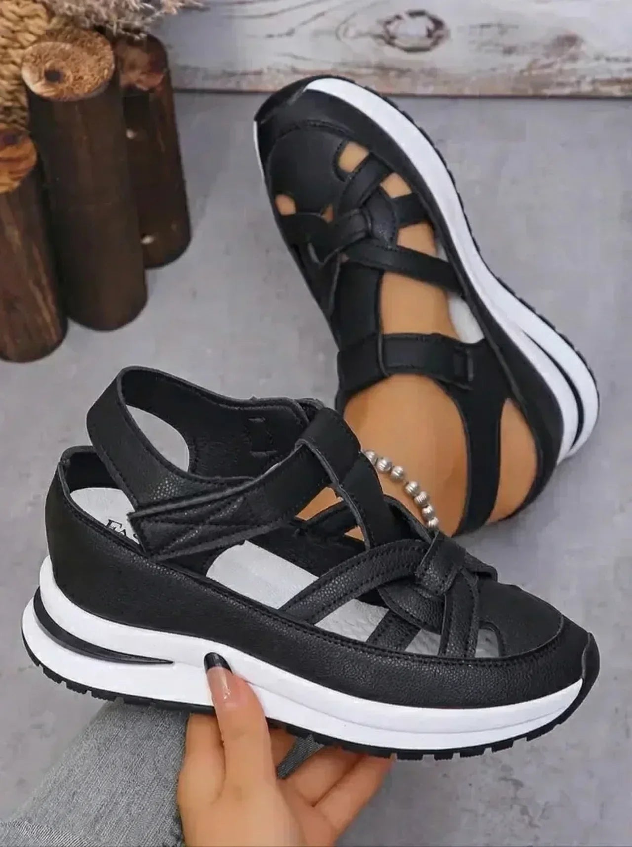 Duna™ Orthopedic Wedge Sneakers