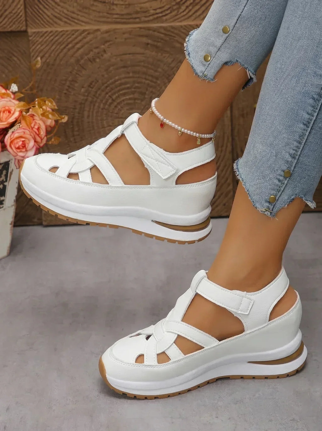 Duna™ Orthopedic Wedge Sneakers